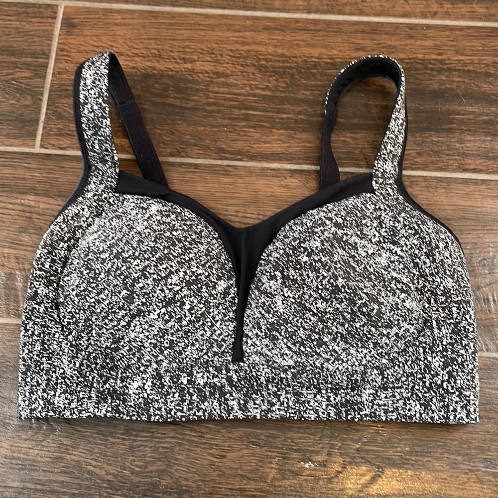 Lululemon Sports Bra 36DD